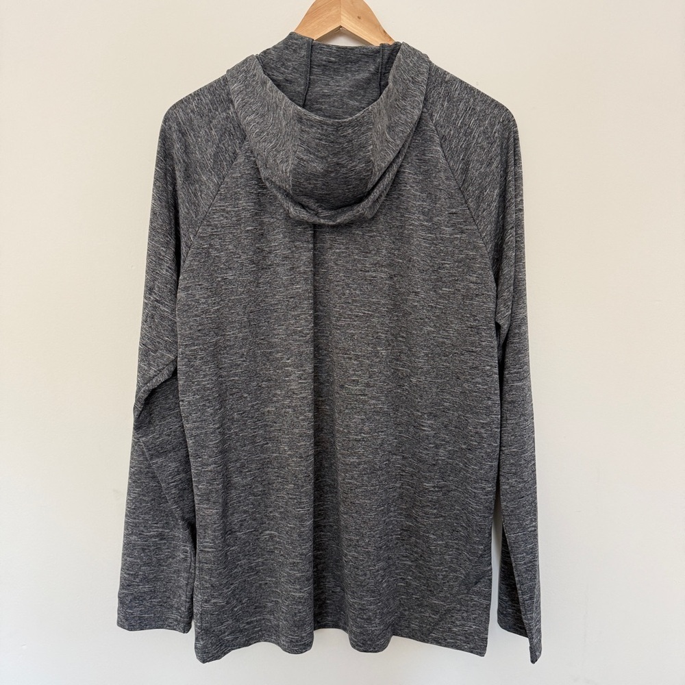 Nike Dri-Fit Gray Men's Hooded Swim Shirt - Picture 2 of 7
